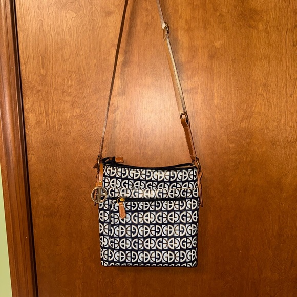 Tommy Hilfiger Navy and Tan Geometric Crossbody Bag - Picture 2 of 2